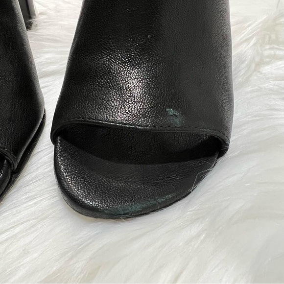 Stuart Weitzman Fronton Heels - Picture 14 of 14